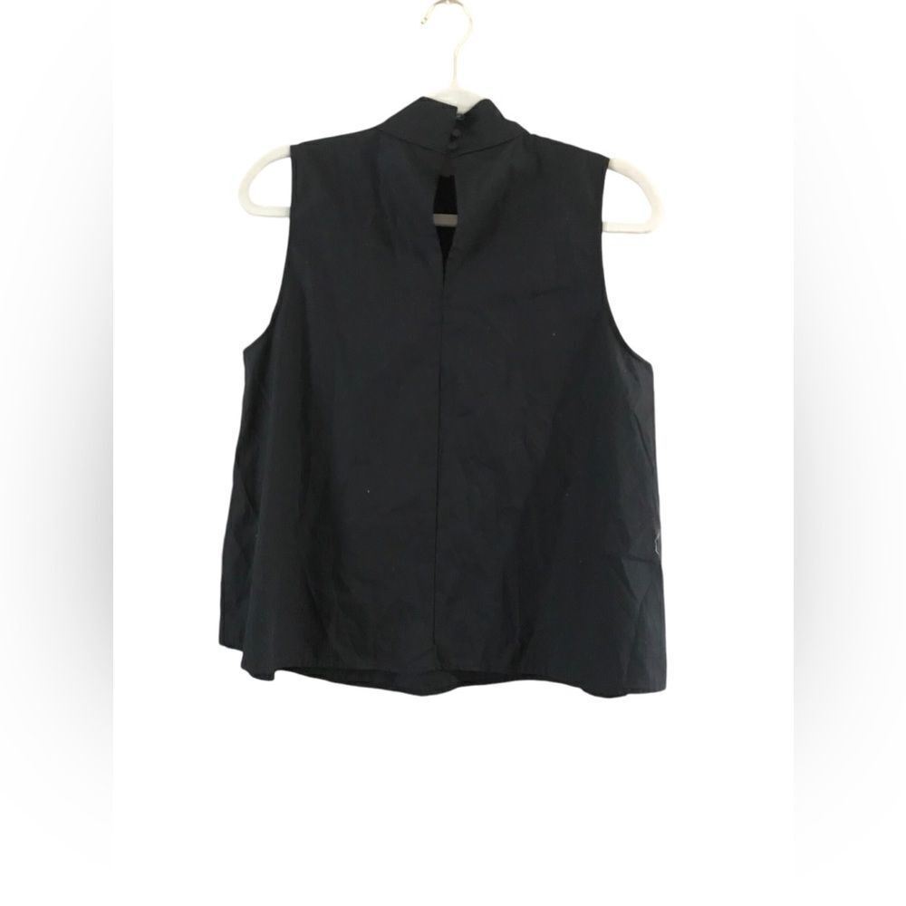 Banana Republic Small Sleeveless Blouse - Picture 8 of 8